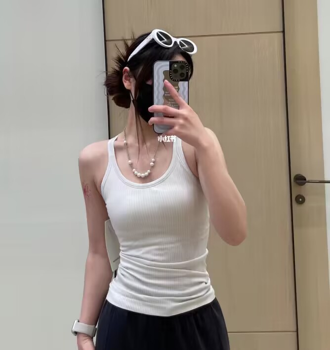 美国直邮代购lululemon Ebb to Street背心：穿上就是潮流！