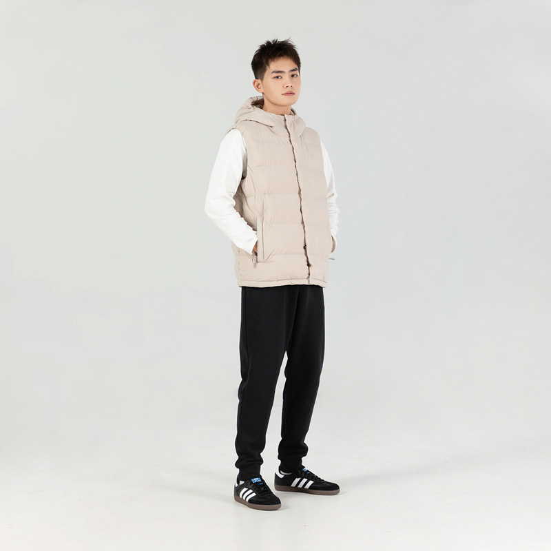 冬天羽绒马夹怎么搭配衣服？手把手教你打造高级感，绝绝子的穿搭攻略！