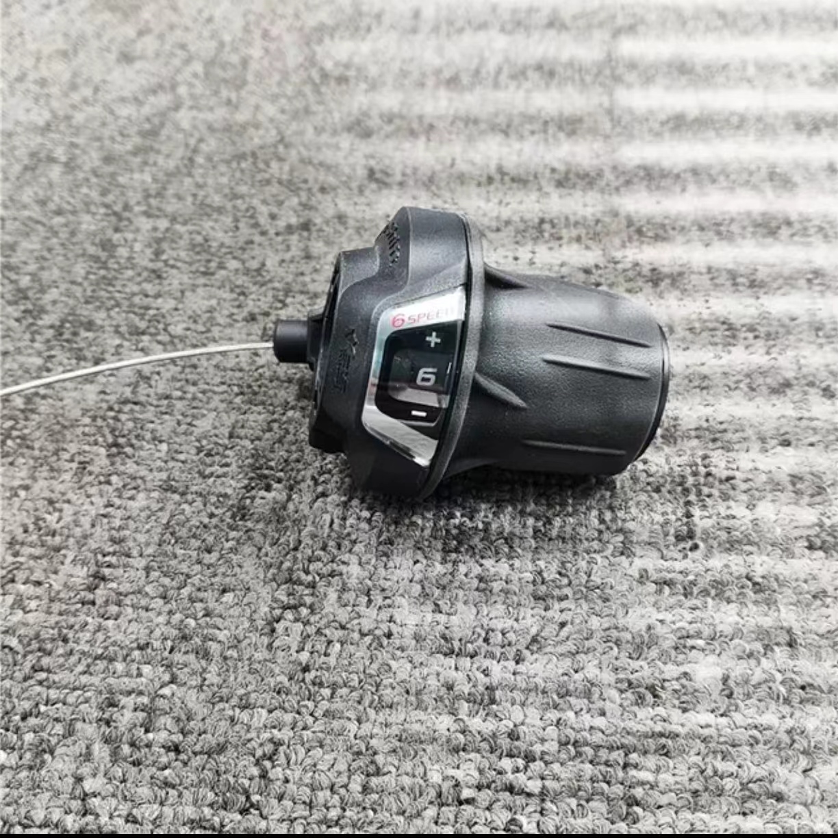 捷安特自行车配件调速转把变速器：骑行必备神器，解锁速度新体验！‍♀️