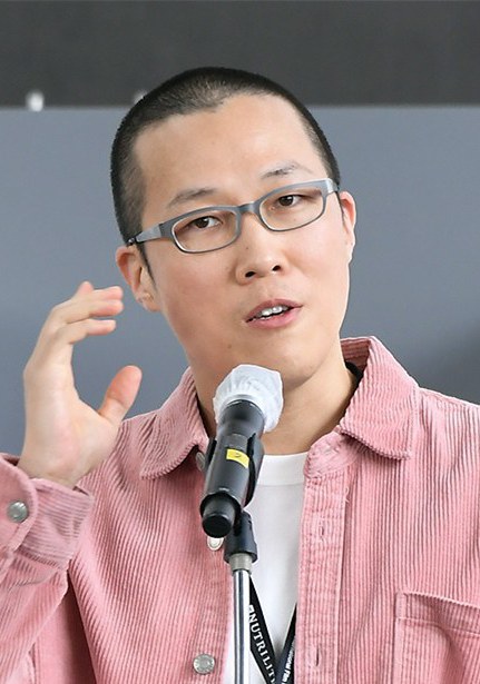 晨海的海鸥