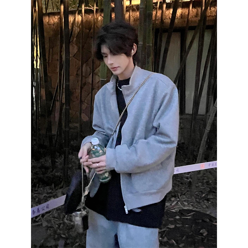 男生潮牌衣服品牌直播外套：宝藏潮男穿搭指南，教你穿出高级感！
