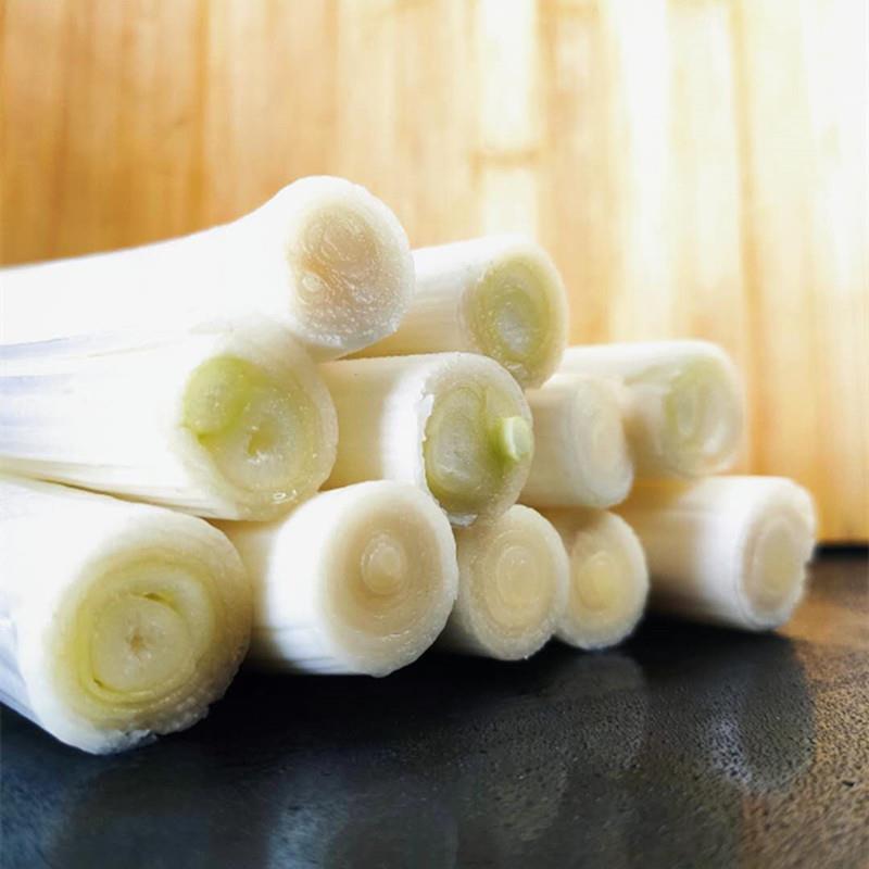 山东章丘大葱：冬日里的甜蜜滋味，鲜嫩直达餐桌！