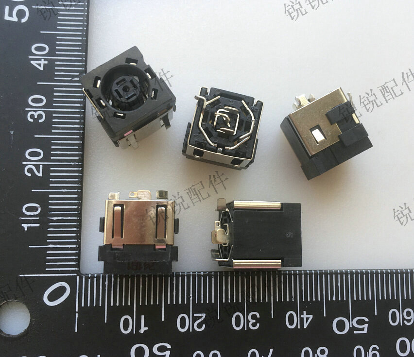 盒装DELL 1400W电源C6220/C6320：电脑玩家的终极能量源泉，你值得拥有吗？
