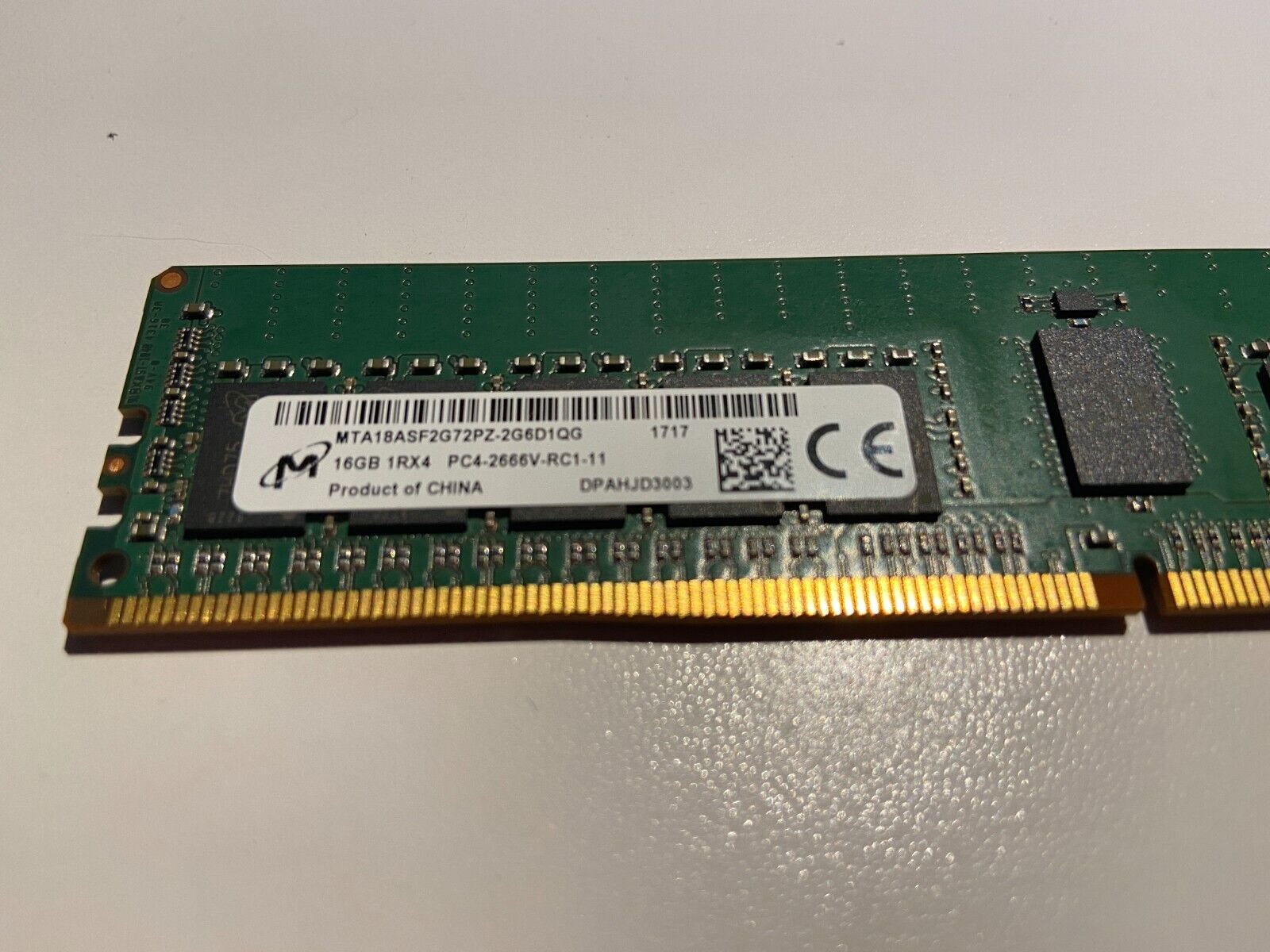 镁光MTA18ASF2G72PDZ-2G6D1：服务器内存王者，解锁高效计算新境界