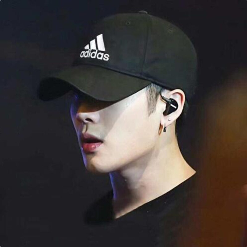 adidas帽子一般多少钱？价格揭秘+避坑指南！