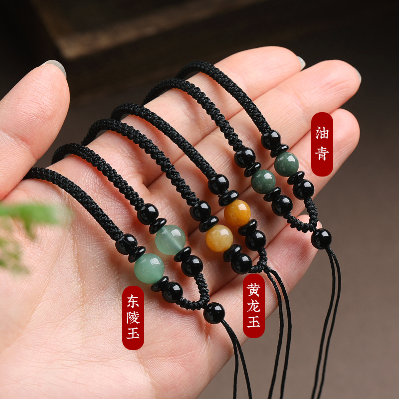 东陵玉朱砂玉八卦玉吊坠：神秘东方的守护神，斩妖伏邪的神器！
