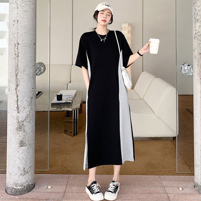 黑色短袖连衣裙过膝夏季特大码280斤2025新款V领宽松休闲t口袋巾：大码女孩的夏日救星，穿上就是自信的代名词！