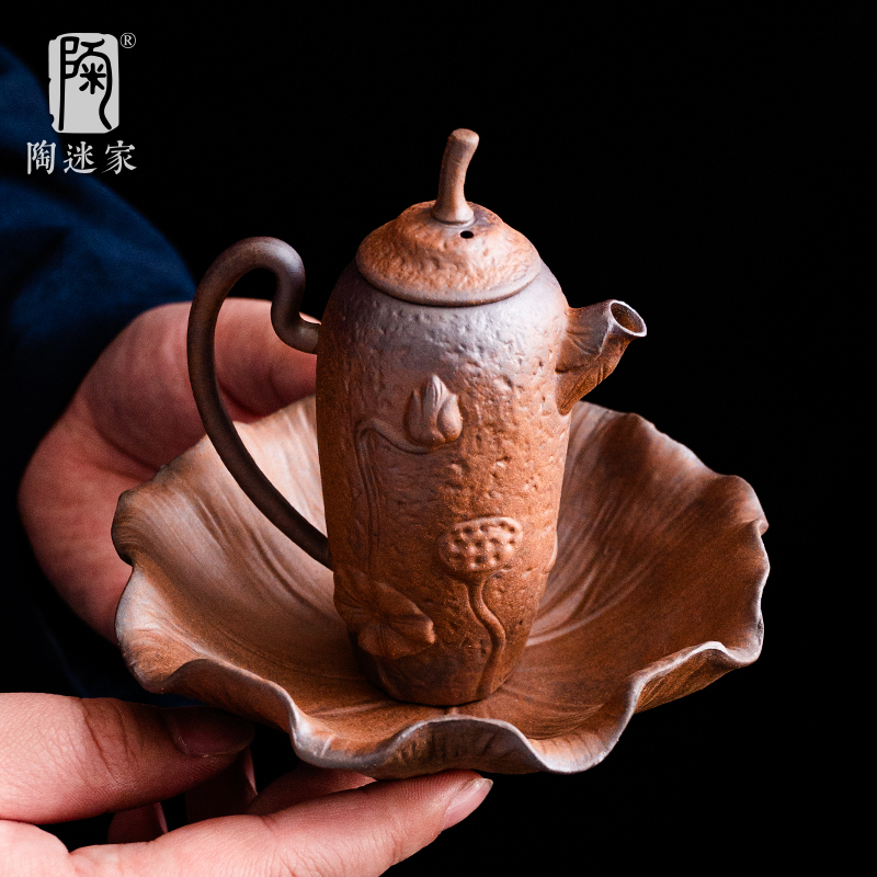 莲藕莲蓬造型粗陶壶承：古朴韵味，家居美学新风尚