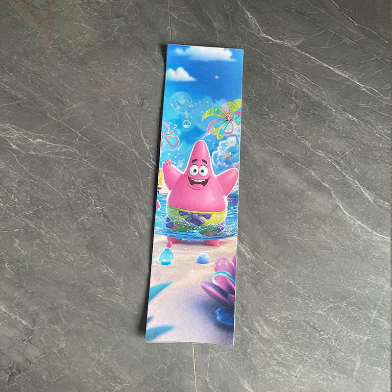滑板贴纸大变身：个性定制你的滑板，防水动漫贴纸，让滑板潮起来！
