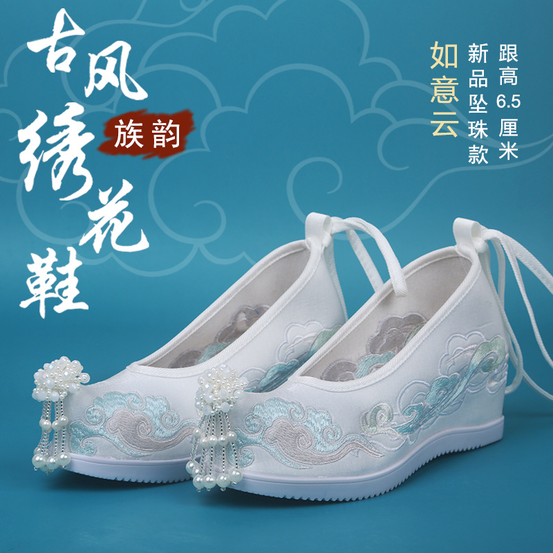 妈妈的脚丫子终于有救了！老北京布鞋真香预警！这双鞋我直接跪了