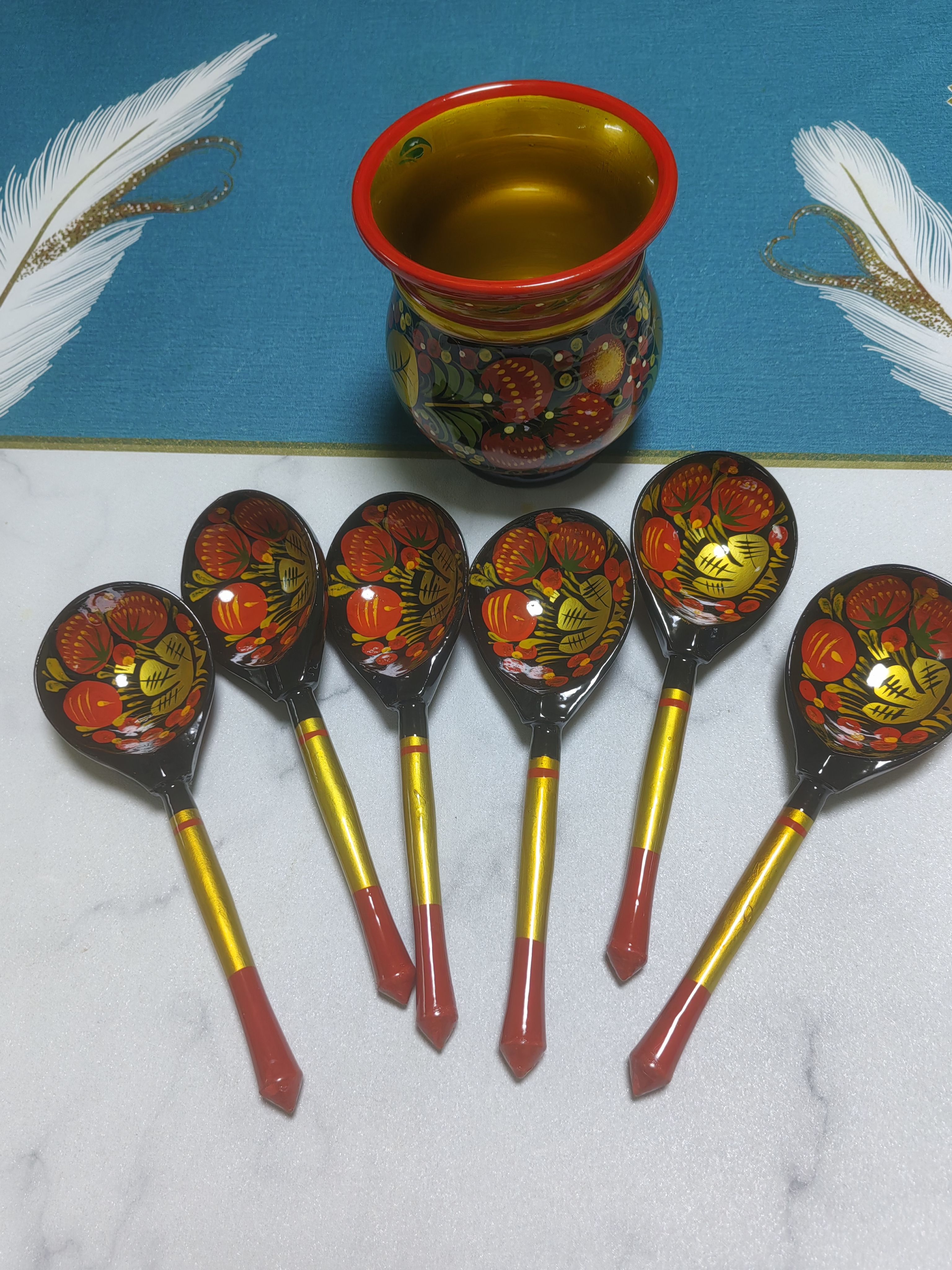 俄罗斯手绘工艺品漆器木勺集合7件套，罐高12厘米：传统艺术的现代收藏品