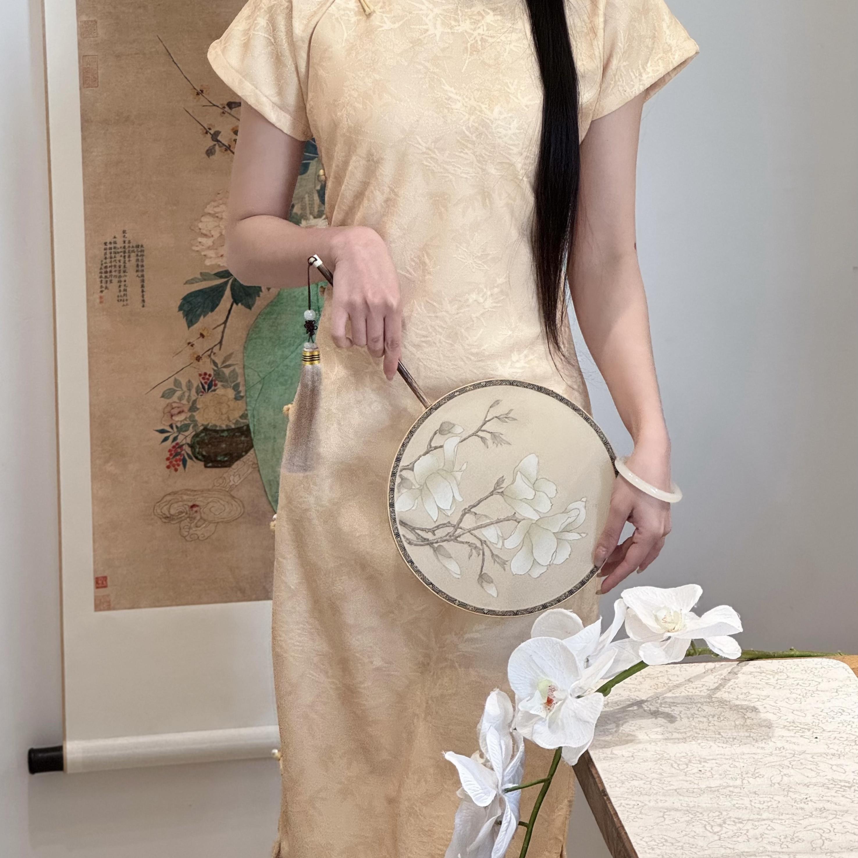 全开襟旗袍怎么穿才优雅又时尚？