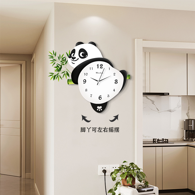 奶油风米奇钟表挂钟：2025客厅新宠，网红沙发背景墙挂画创意壁灯
