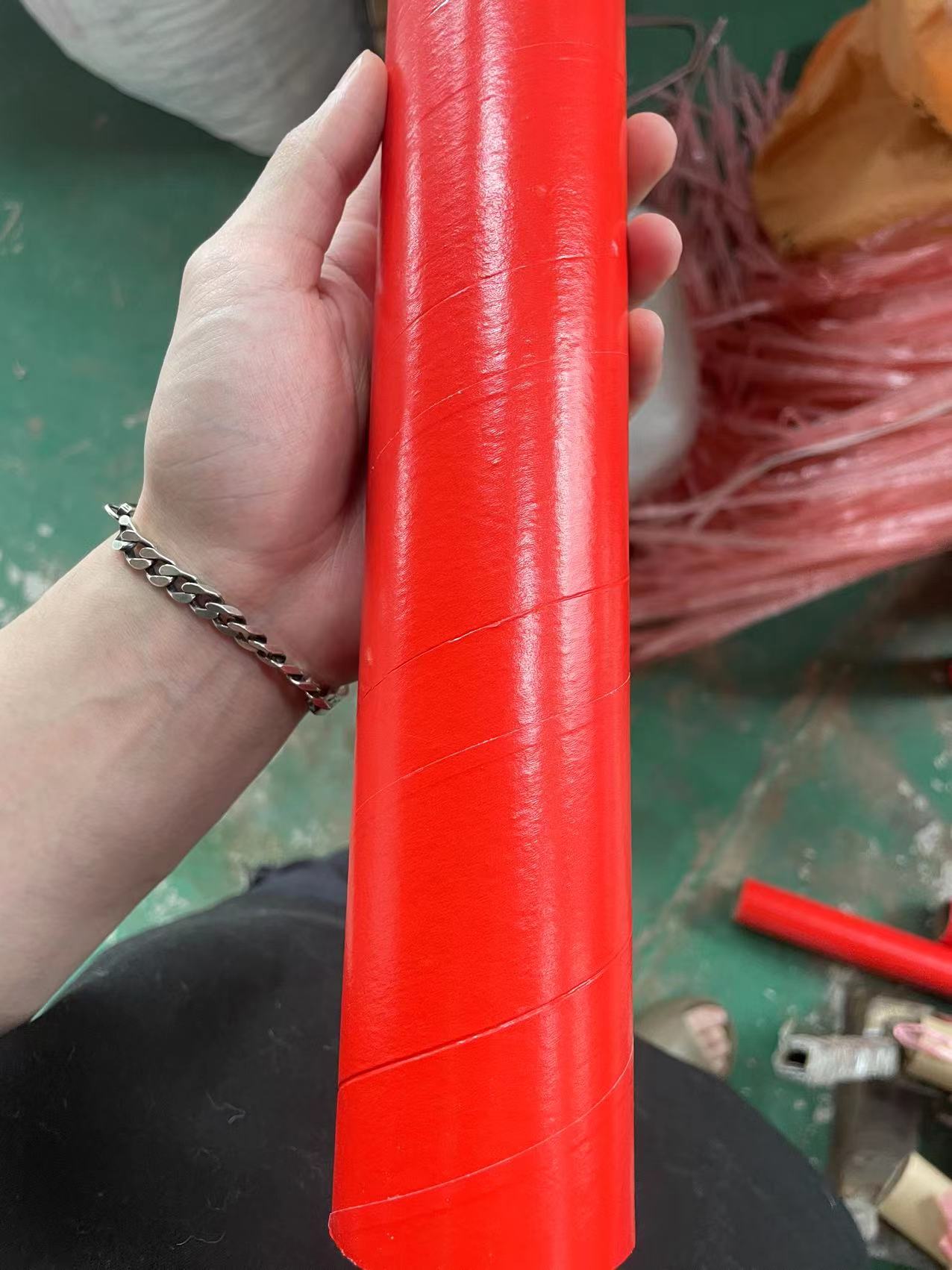 工厂直销纸筒：揭秘圆形牛皮硬纸管的秘密，创意手工纸管的新潮流！