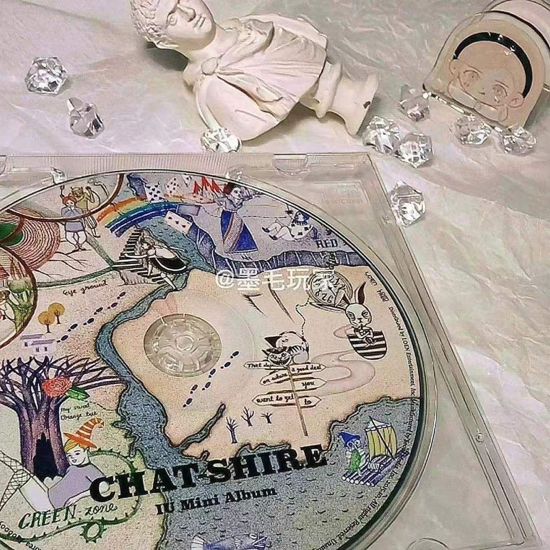 透明CD收纳盒：音乐收藏家的必备神器，让专辑展示不再单调！