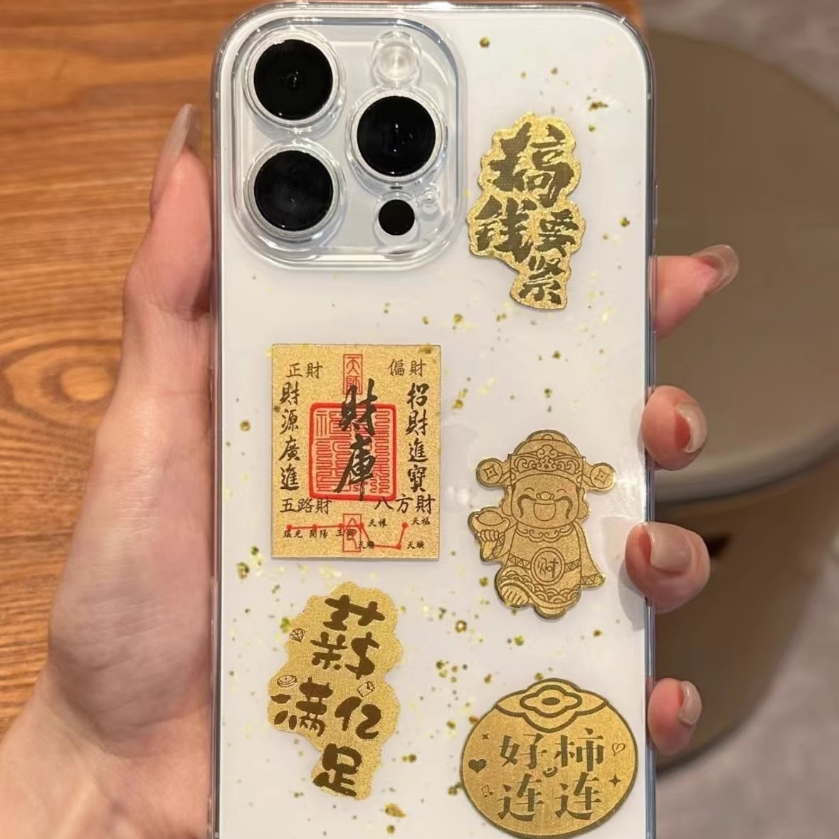 周生生黄金足金V&amp;A馆藏自然系列都铎玫瑰串珠95244C：皇室风情，如何定价？