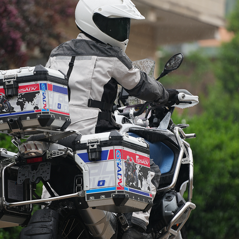 GSADV适用新款宝马R1250ADV油箱延长杠护杠改装配件三箱底板保护，骑行路上的安全守护神！