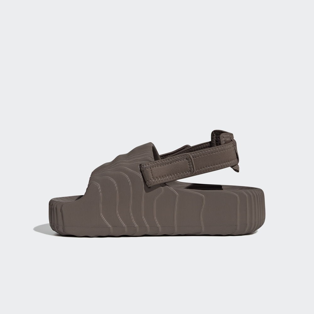 正品Adidas阿迪达斯夏季新款魔术贴厚底凉鞋，沙滩度假必备神器！