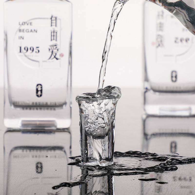 【整箱6瓶】胖东来超市代购自由爱白酒系列宝丰自由爱50度纯粮酒，开启味蕾新体验！