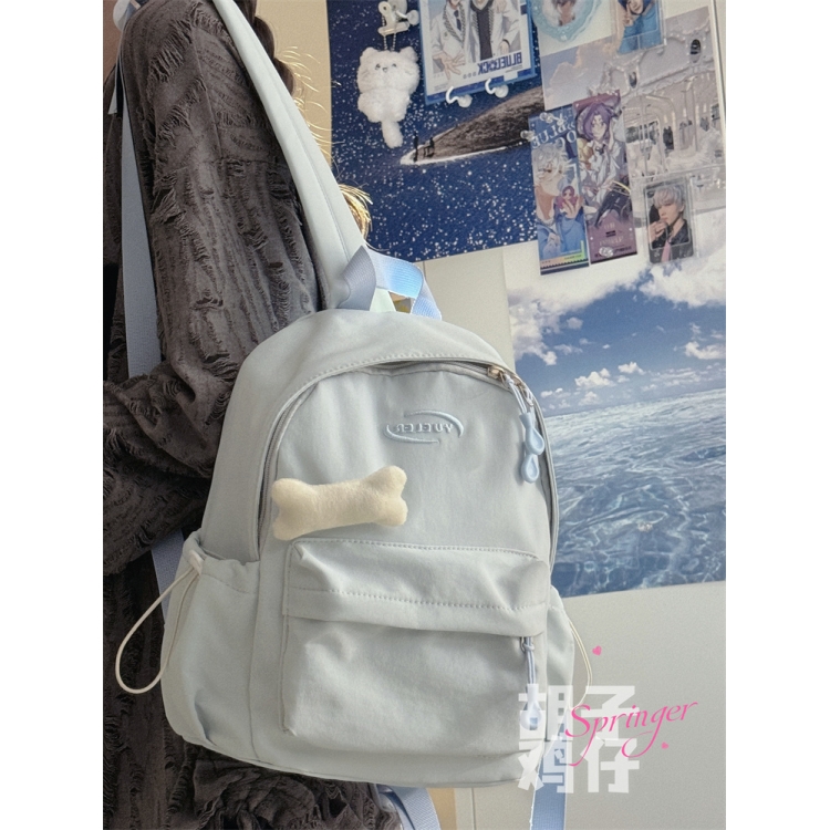 2022新款韩版双肩包：少女心爆棚，百搭不挑人！
